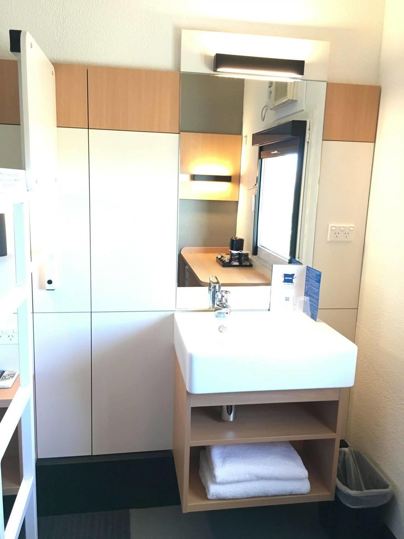 Ibis Budget - Enfield Сидни Екстериор снимка
